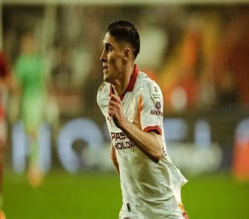 记者：若桑德兰阻挠海特勒伊达离队，利物浦可能求购绍洛伊