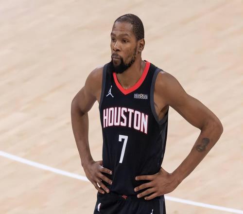 NBA常规赛明天3月1日赛程：火箭PK热火，湖人PK勇士避免4连败