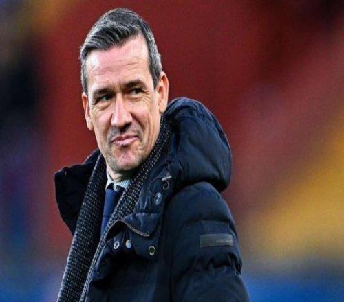 狮鹫总监高就尤文，维埃拉难保帅位