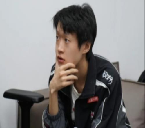 外网议AL胜GEN：GEN首次瑞士轮失利，他们想尽可能确保打T1