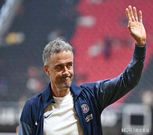 首败！五大联赛仅剩一队不败，比拜仁更轻松的黑马，力压两大豪门