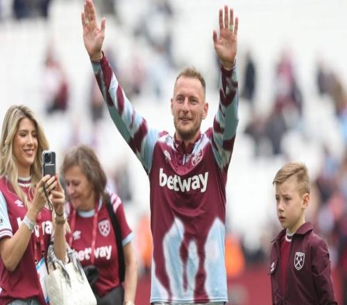 曹法尔：我为西汉姆踢球5年，却只换来了30秒的不续约通知