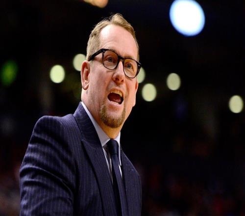 纳斯喜提执教生涯常规赛第300胜，76人官方发文祝贺