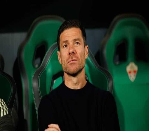 莫伦特斯：皇马应该公开力挺阿隆索部分球员已脱离球队计划