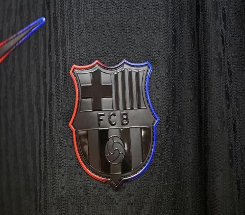 西媒：巴萨系俱乐部在仓库存了30万件球衣，共花费400万欧元