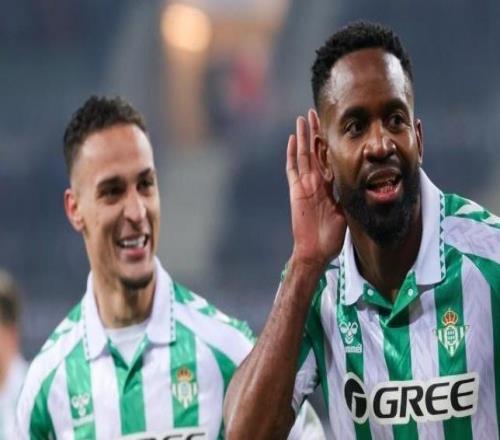 世体：巴坎布&里卡多与贝蒂斯合同今夏到期，或在冬窗提前离队