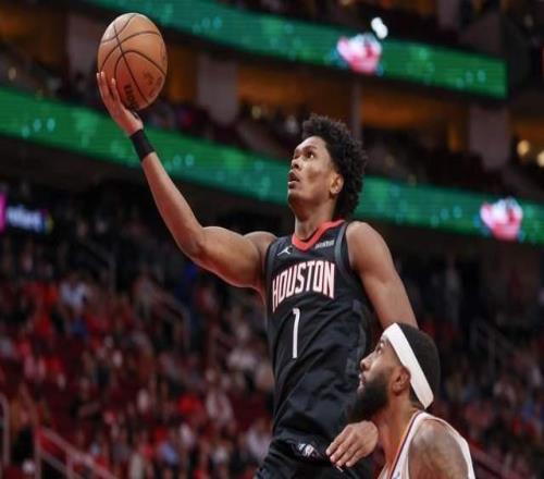 被压制！火箭三分21中5陷被动：杜兰特13+6苦撑，布克轰11分