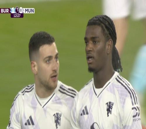 又丢球了，曼联自1978年以来首次连续16场联赛客场没零封