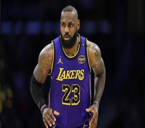 去自己新联赛名记：这或是詹姆斯最后一年打NBA他或去其他联赛