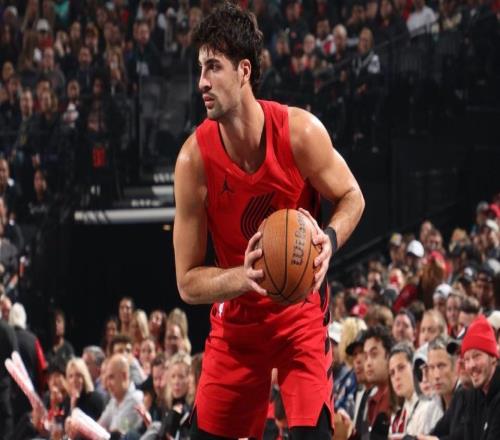 102115！杨瀚森0分1板，开拓者不敌马刺，无缘NBA杯淘汰赛