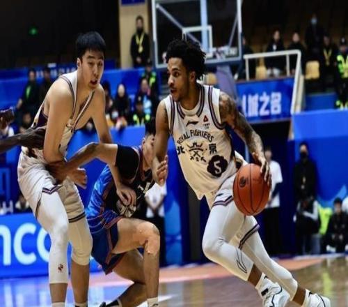 四川男篮以79比81惜败北京北控男篮