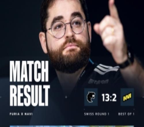 险被剃光头！NAVI半场0分molodoy大狙狂轰黑豹暴打赢NAVI