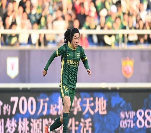 中超转会：36岁大鱼自由转会辽宁，云南相中海港新星，非蒯纪闻