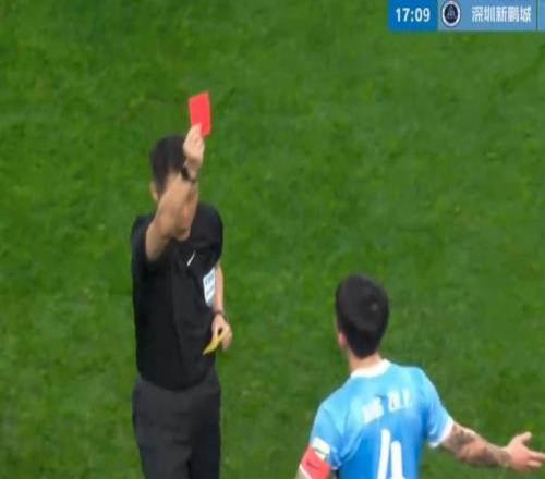 中超2026首红诞生！姜至鹏肘击染红，韦林顿血流满面，约翰暴怒