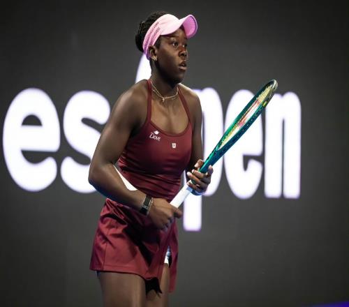 姆博科进决赛媒体称郑钦文该有点紧迫感，法媒称WTA女孩都不服她