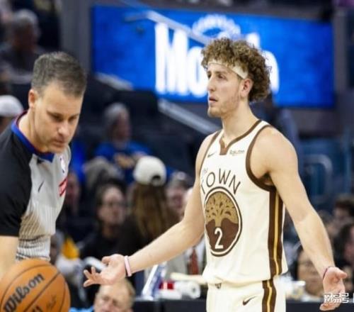 FW支招勇士做1换3交易，换回13+4后卫，前乐透秀+次轮签当添头