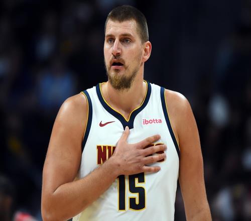 56分16板15助！就在今天，5项前无古人的NBA纪录被约基奇达成了