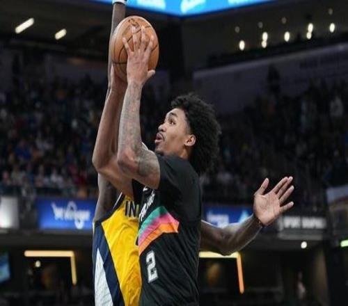 福克斯24+7西亚卡姆23+10马刺送步行者11连败