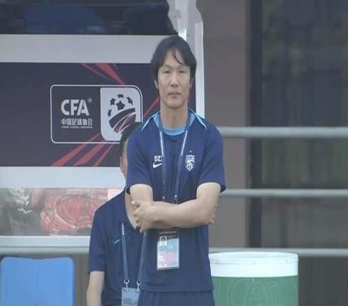 CCTV5+直播，申花保榜首别翻车吴曦复出三镇再输邓卓翔帅位不保
