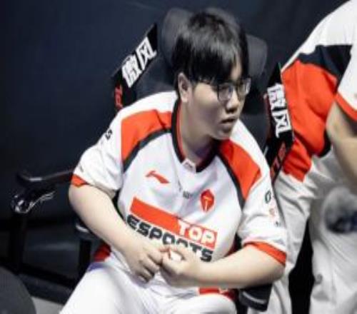 赛后群访JiaQi：拿下赛季首胜很开心，9哥没有骗我们啊