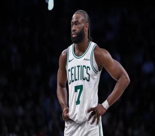 杰伦布朗谈12月最佳：无意冒犯，但亚历山大和布伦森表现没我好