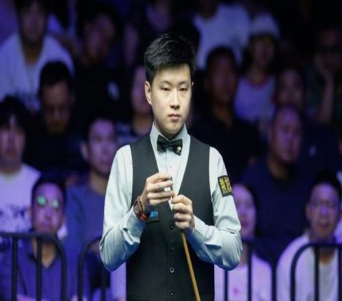 斯诺克武汉赛：赵心童错失生涯首杆147，53晋级