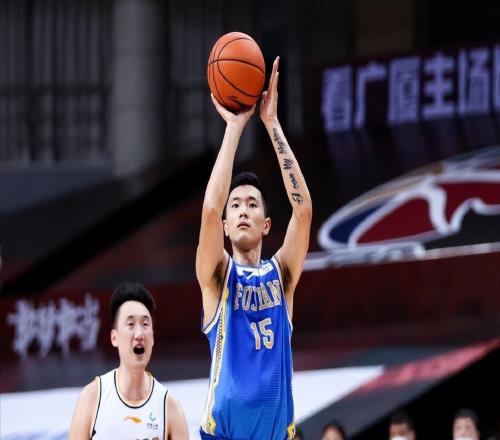 曝陈林坚加盟山东男篮年薪高达550万