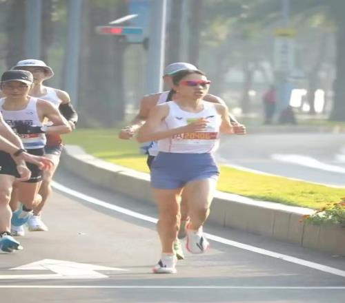 “最快女护士”再登马拉松领奖台！近50天获超20万元奖金