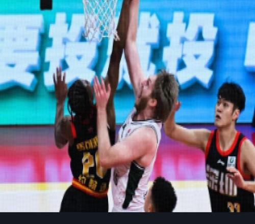 深圳11188大胜同曦喜迎4连胜，史密斯25+8+7