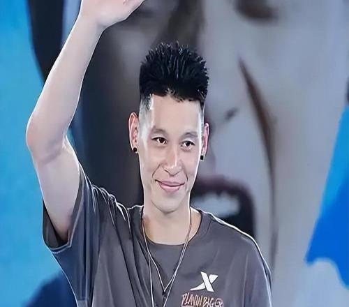 宣布退役后，林书豪退出CBA原因曝光！新冠是罪魁祸首，打击不小