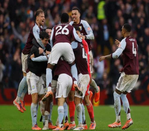 爆冷！争冠格局大乱，埃梅里神了：疯狂7连胜，距离榜首3分