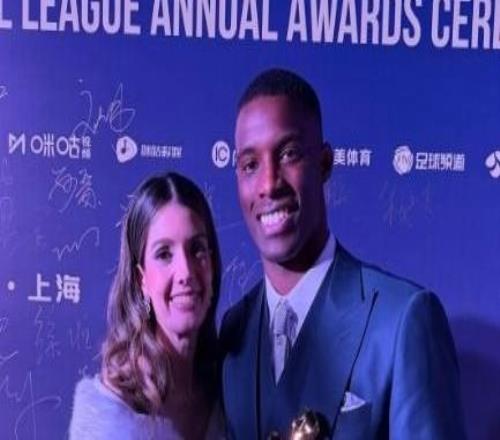 夺中超最佳射手，法比奥：那些杀不死我们的，会让我们更强大