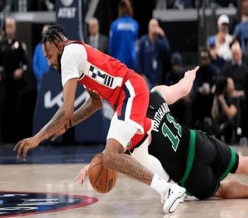 快船114111国王2喜2忧！柯林斯小琼斯太好用，未来遭魔鬼赛程！