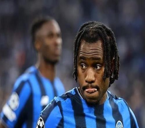 欧冠爆发内讧！意甲刺头不满被换下与主帅发生口角