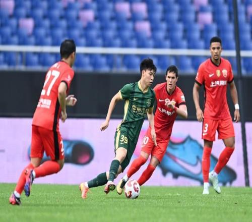 海港VS浙江首发：4外援PK！莱昂纳多反戈王钰栋、加布里埃尔缺席