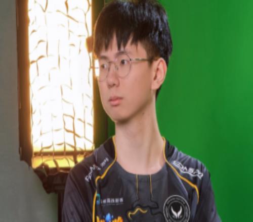 玩笑要有度！XG老板杨哥调侃XXS亚军居功自傲近乎阴阳遭拉黑后发博：X哥我的