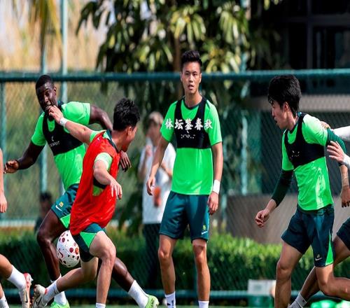 压哨离队曝国安将外租2球员，冬窗关闭前或再签1名内援