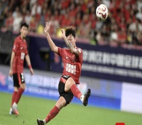 中超首尾大战成都蓉城10小胜长春亚泰捍卫榜首