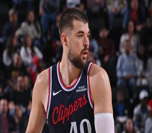 快船111123尼克斯！无奈不是输球，是唐斯这点评，祖巴茨成难题