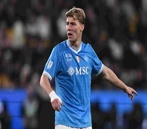 20！曼联旧将屡失良机，那不勒斯终笑傲决赛，德布劳内躺着夺冠