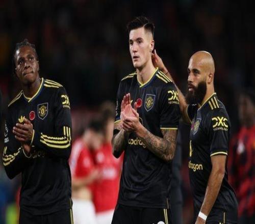 曼晚：曼联踢强队善于反击，但踢弱队时需学会如何保持高强度