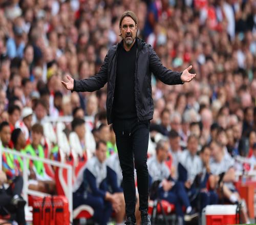 一日英超动向：曼城给阿森纳上压力，斯洛特低估了TAA价值