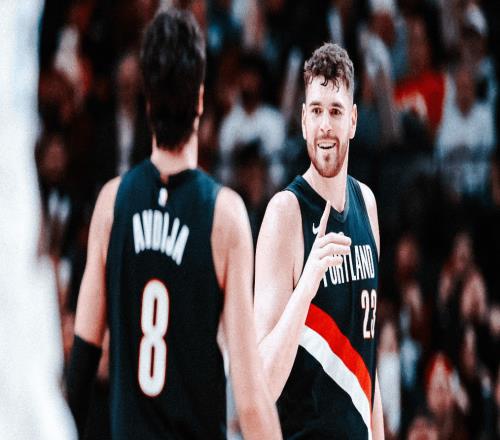 开拓者三人20+险胜独行侠杨瀚森1助攻阿夫迪亚27+9+11