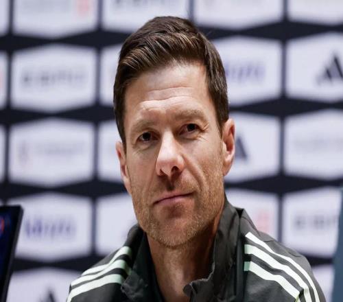 阿隆索：姆巴佩好多了，今天训练结束后我们再做决定