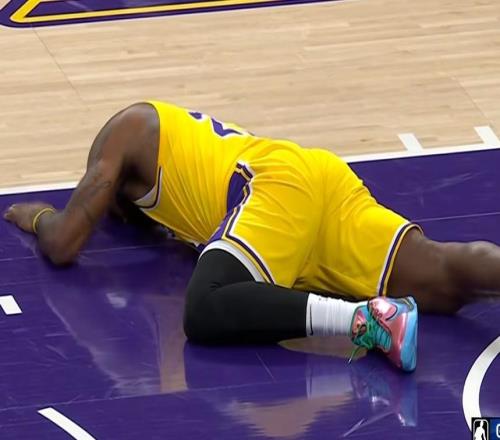 难怪詹皇被湖人抛弃！有5大铁证在，哪怕他愿意拿底薪可能都不要