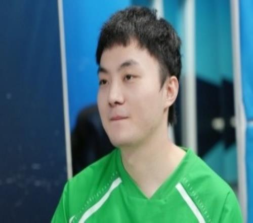 第二局关键团毫无输出第三局被打出对位差距！Light后两局表现属实难绷