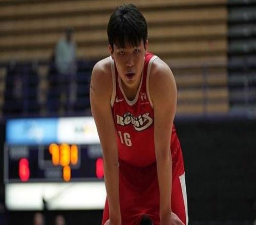 杨瀚森16分13板2助1帽混音不敌圣迭戈快船