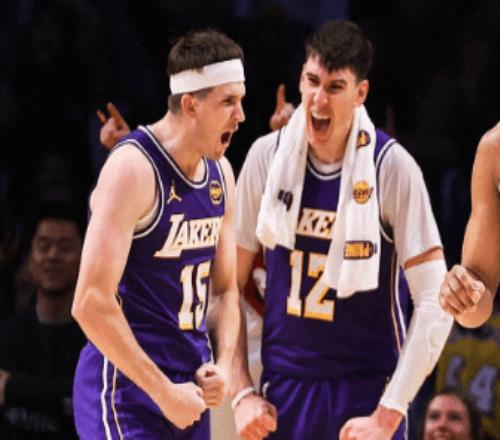 里夫斯35+6湖人终结76人5连胜东契奇伤退恩比德35+7+7