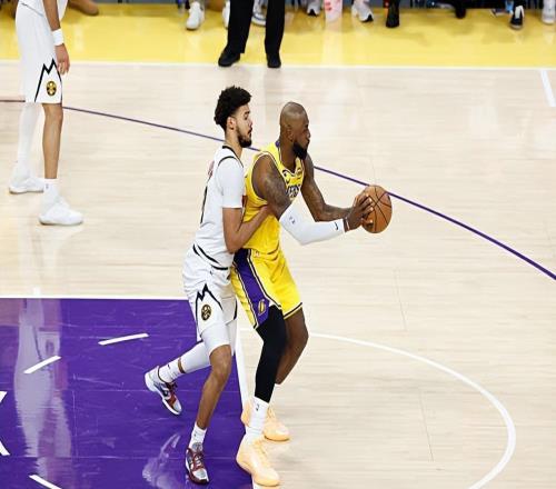 锋线大将的手感依然相当不错，但掘金的整体情况还是差了点意思