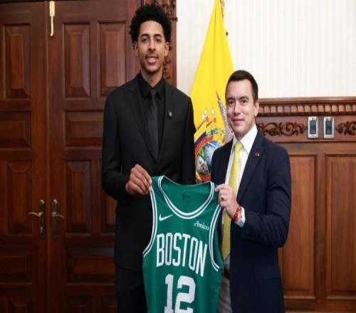 厄瓜多尔首位NBA球员！厄瓜多尔总统接见绿军球员小RJ路易斯